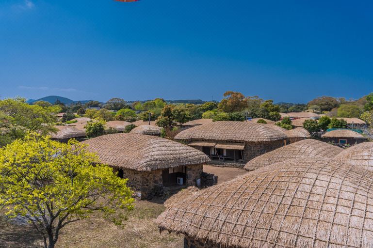 찬이네 초가집 펜션 객실 이미지