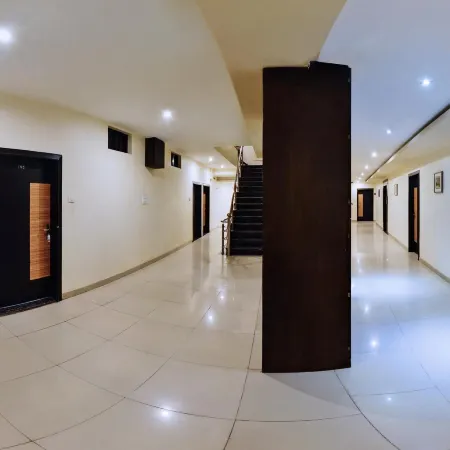 Hotel Shanti Palace