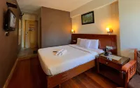 Hotel Jc Grand