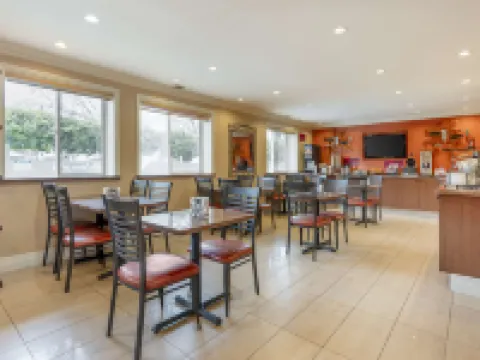Best Western Plus Airport Plaza Hotels in San Jose