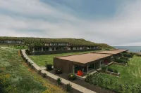 Santa Barbara Eco-Beach Resort Hotel a 