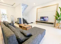 Lovina B/22 at the Home Southlink Hotels in Sekupang