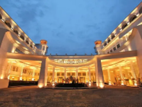 Harmoni One Convention Hotel and Service Apartments Hotels in Batam Center