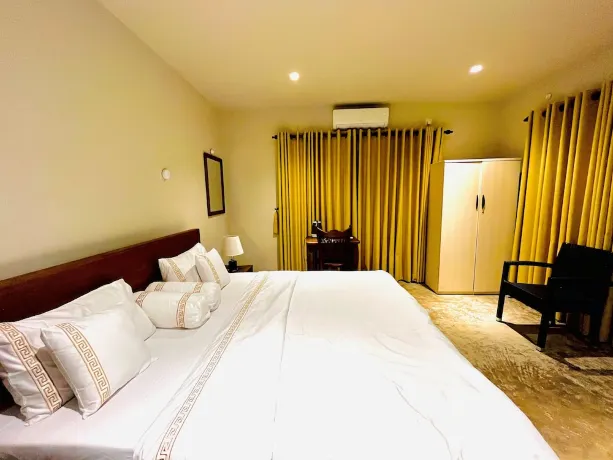 Ceylon Kingsmen Garden Hotel - Katunayake Hotels near People'S Bank Atm Negombo