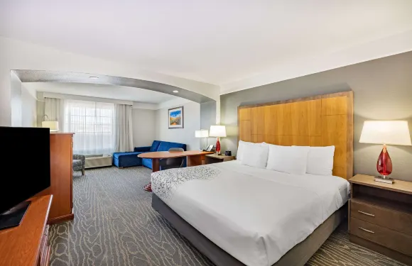 蓋洛普拉昆塔温德姆套房酒店