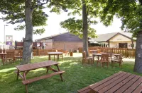 Sittingbourne Kent Hotels in Bobbing