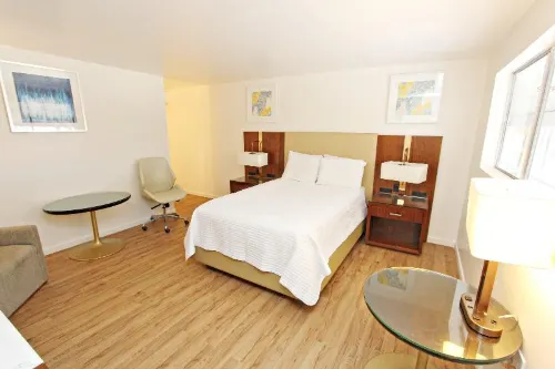 Cannon Inn Hotels in Gonzales