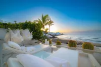 Lani's Suites de Luxe - Adults Only