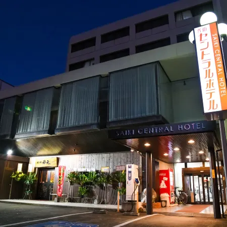 Saiki Central Hotel