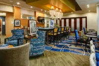 Hampton Inn & Suites Columbus Hotels in Columbus