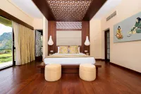 Hunas Falls Hotel