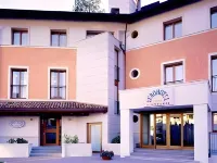 Eurohotel Palace Maniago Hotels in Vivaro