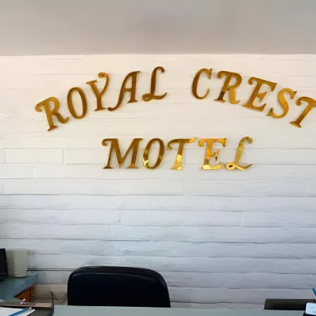 Royal Crest Motel