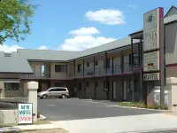 Armidale Pines Motel - bar