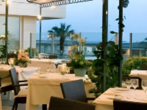 Hotel Sina Astor