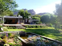 In Abundance Guest House - parking