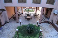 Rangrez Hotel