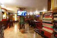 Petra Nights Hotel Отели в г. Вади Муса
