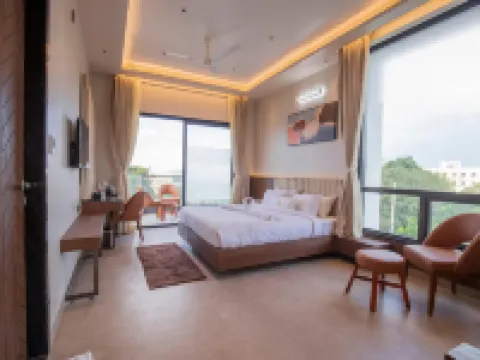 Myspace Chindanur Comforts Hotels in Chitradurga