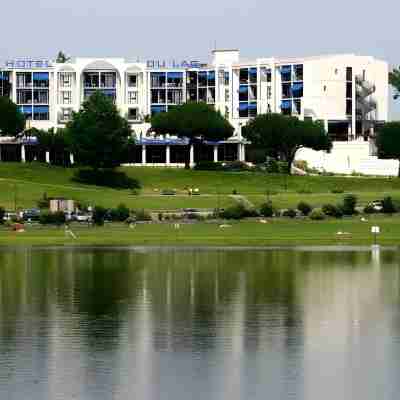 Brit Hotel du Lac Hotel Exterior