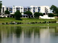 Brit Hotel du Lac Hotels in Landes