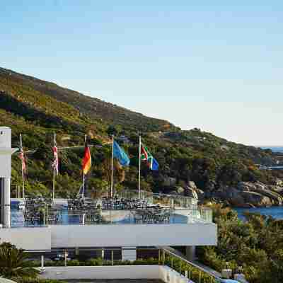 Twelve Apostles Hotel & Spa Hotel Exterior