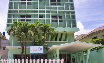 Hotel Plus Vedado 500