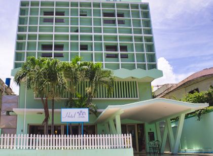 Hotel Plus Vedado 500