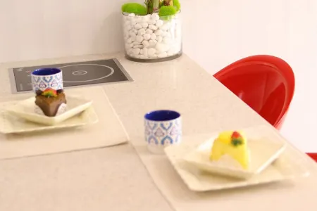 Yeongdeok Haeparang Road Pension Отели рядом с достопримечательностью «Yeongdeok Wind Power Complex»