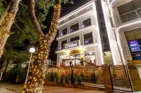 Mari Hotel