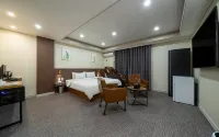 Hotel Yaja Jecheon Station