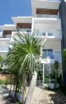 Jony's Boutique Hotel Hotel di Stasiun Feri 1