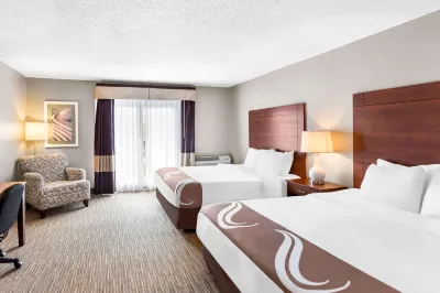 Quality Inn & Suites Các khách sạn ở Greens