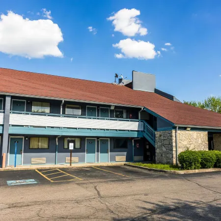 Super 8 by Wyndham Cincinnati/Springdale Oh
