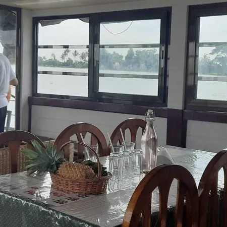 Cathey Pacific Cruise