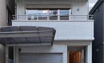 Comfy House Namba