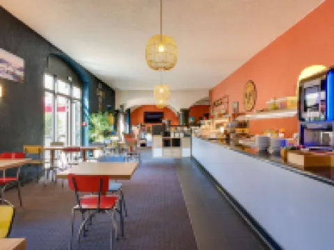 Sure Hotel by Best Western Annecy Hotels in Annecy