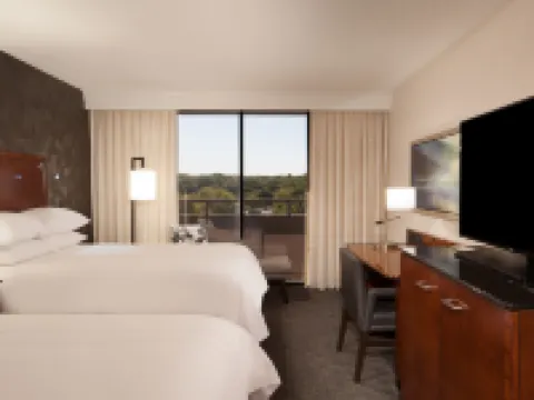 Omaha Marriott Hotels in Douglas County