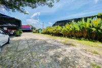 RedDoorz Syariah near RSU Sylvani Binjai Hotel dekat Taman Merdeka Binjai