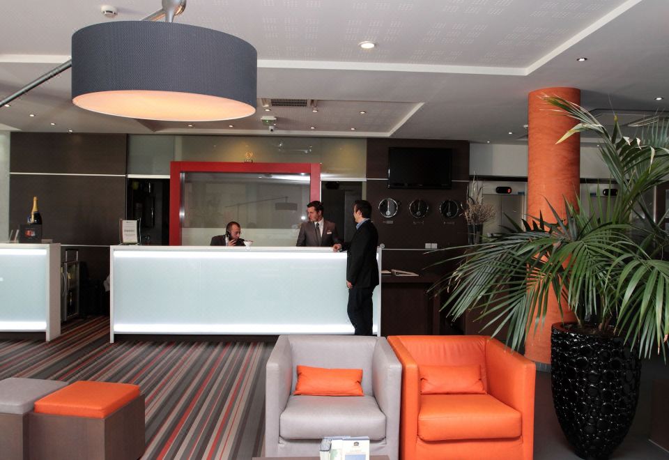 Best Western Premier Hotel du Vieux Port Over view