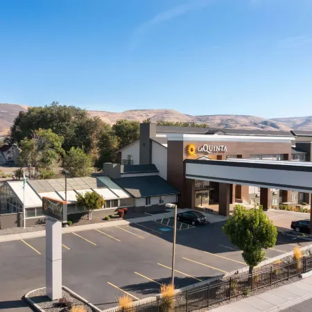 La Quinta Inn & Suites by Wyndham Yakima Downtown