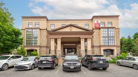 Best Western Plus Perth Parkside Inn  Spa in Perth