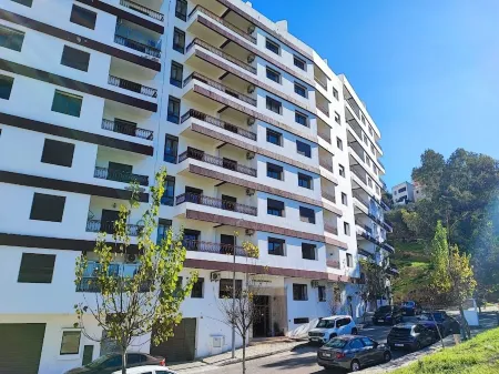 Les Belles Residences ''E''