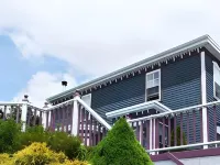 Surfside Inn - ติดทะเล