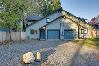 Walk to Parks and Bay Olympia Duplex with Fenced Yard