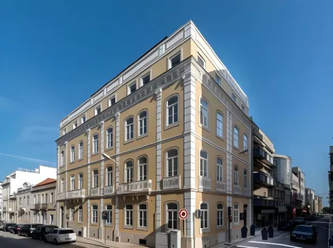 Universal Boutique Hotel - 4-Star