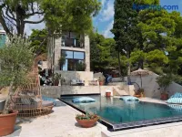 SeiSensi Luxury Beach Villa