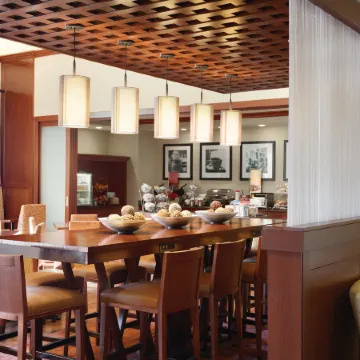 Hampton Inn & Suites Mystic