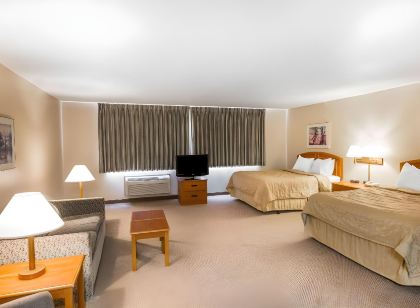 MainStay Suites Dubuque at Hwy 20