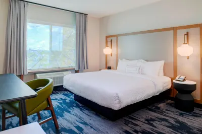 Fairfield Inn & Suites Columbus, IN Hotels near Mill Race Park